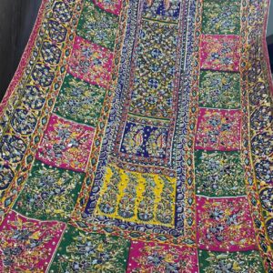 Silk Dupatta with Mirror Work – Elegant Asian Women’s Wear